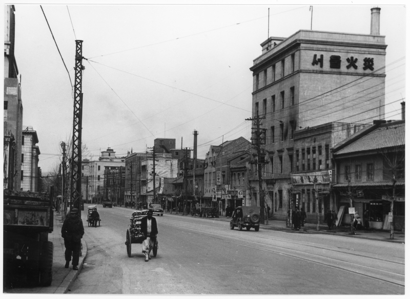 명절 단기 알바도 규칙은 같습니다 — 4개의 숫자만 기억하세요. 사진: Wikimedia Commons (Public domain)